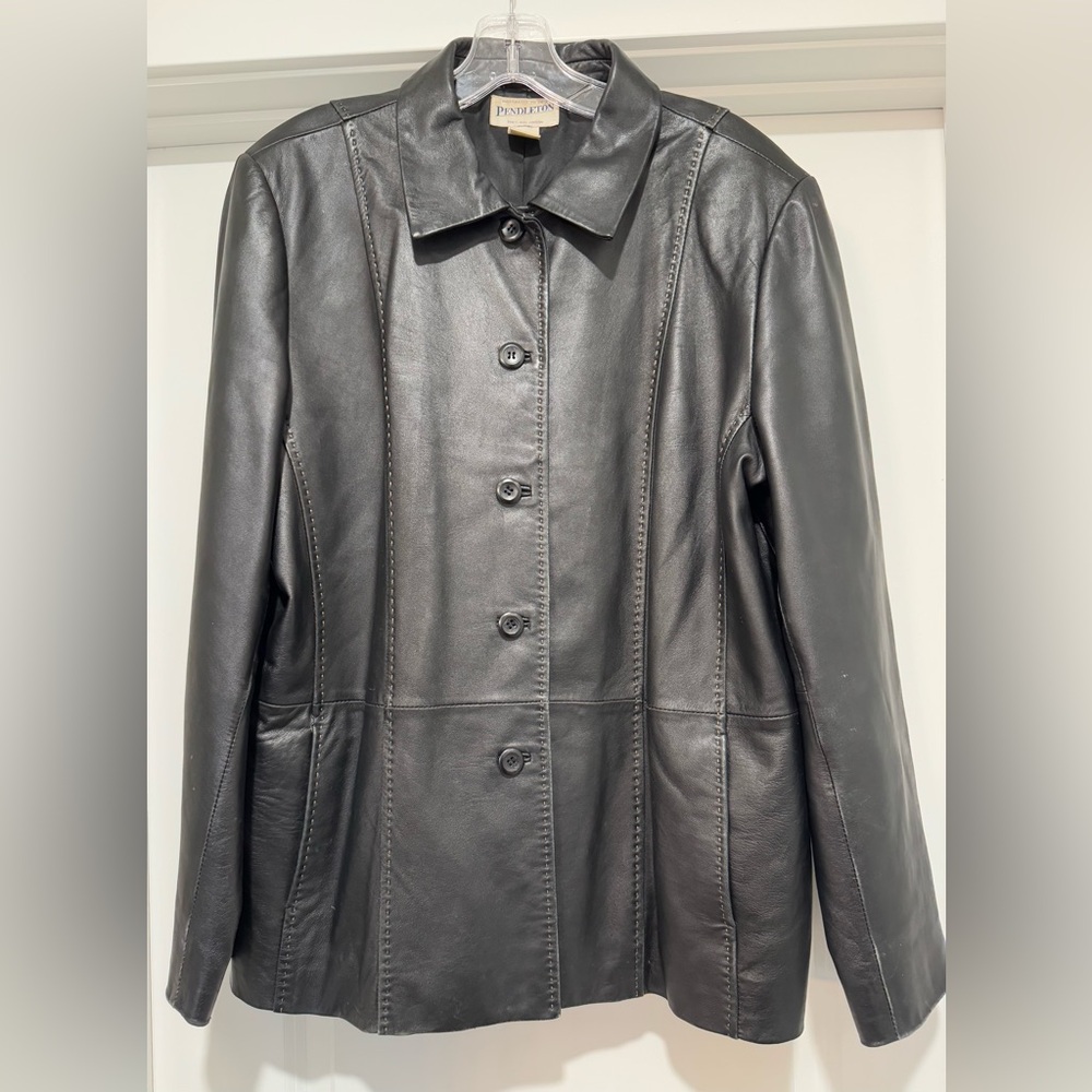 Vintage Pendleton Women's Classic Black Leather‎ Jacket with Contrast Stitching